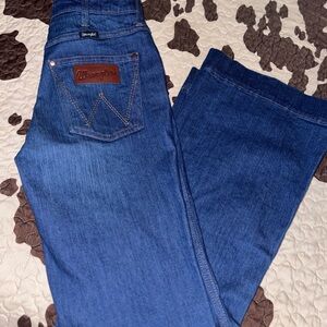 Wrangler Women's Classic Blue Boot Cut Jeans